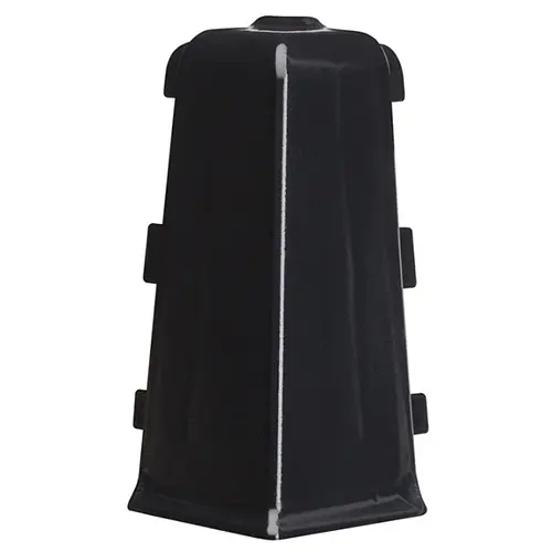 Пластиковый плинтус напольный