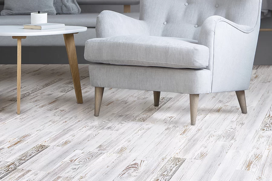 Пробковый пол с дизайном под дерево