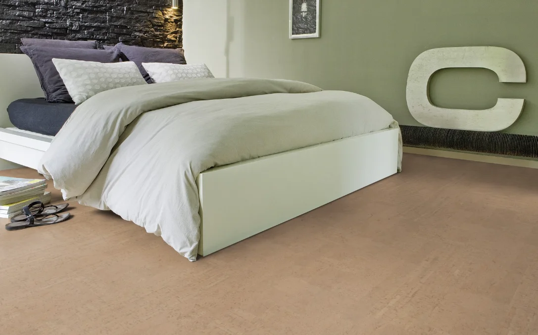 Клеевой пробковый пол 4 мм AJ8O001 Wicanders Cork Pure Fashionable Camel в интерьере