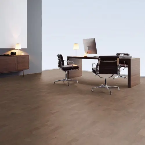 6 мм клеевой пробковый пол WICANDERS AJ2R002 Identity Tea в интерьере