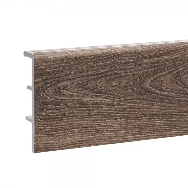 Пластиковый плинтус напольный недорогой