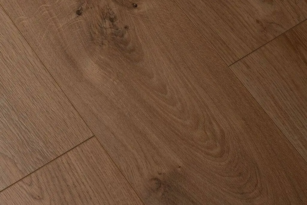 Ламинат Ideal Blackberry Дуб Пандоро 7090 в квартире