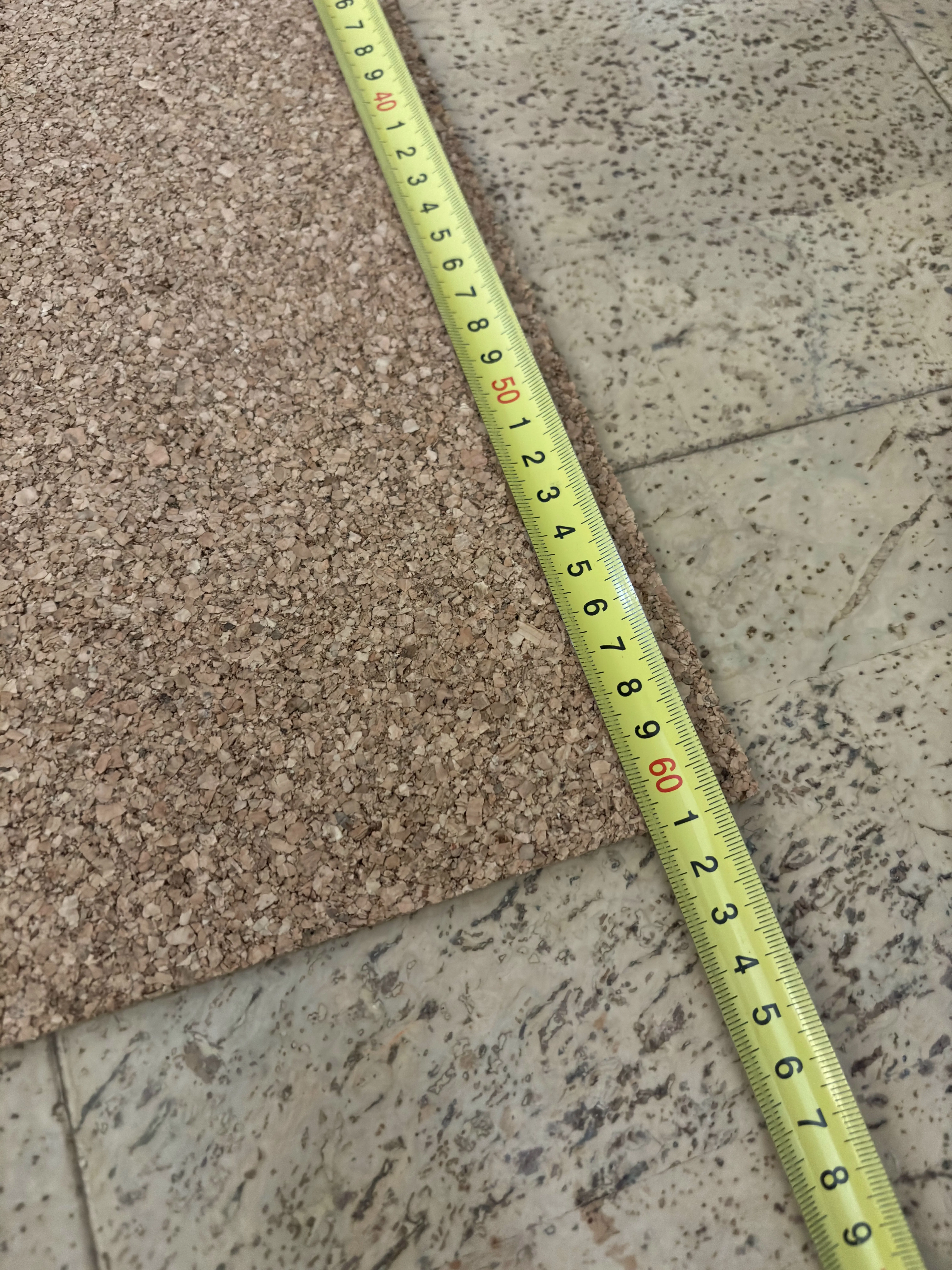 Доска пробковая на стену , 91,5x61 см, антистатичная, коричневая на стену