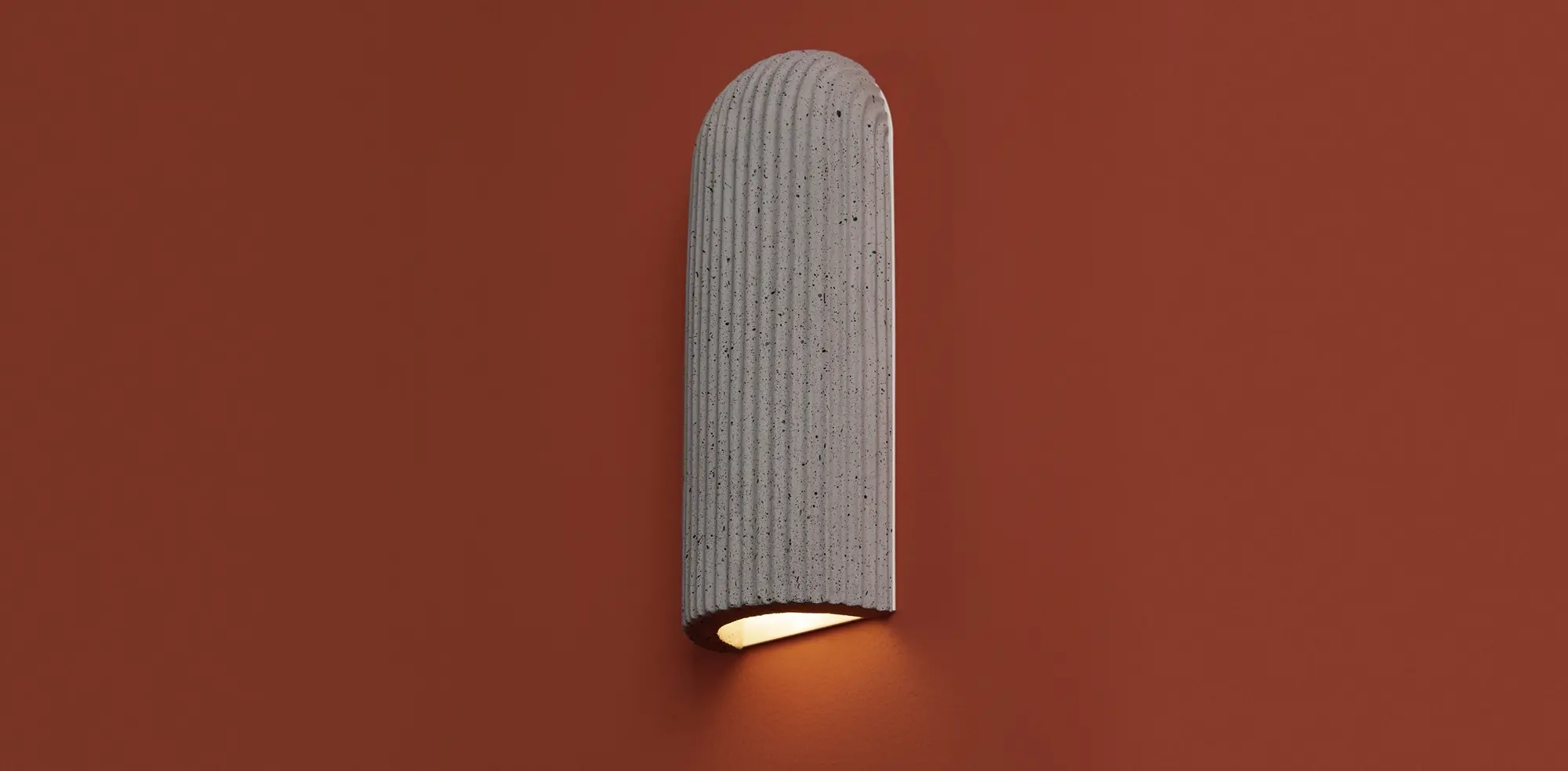 Настенный светильник (бра) Freya FR5582WL-01GF1