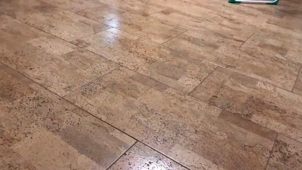 Пробковые полы и настенная пробка BFM Cork