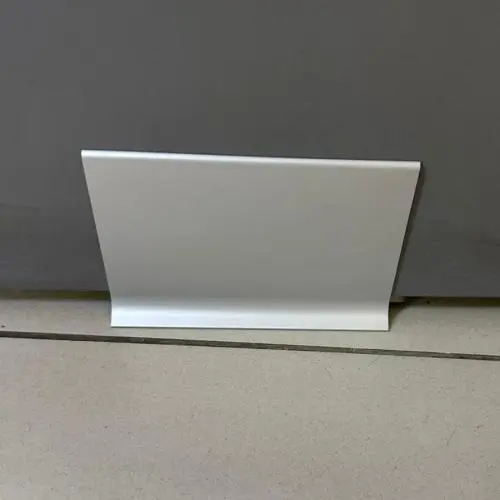 Алюминиевый плинтус L формы 8 см цвет Серебро BFM ProFILE 010-80 купить