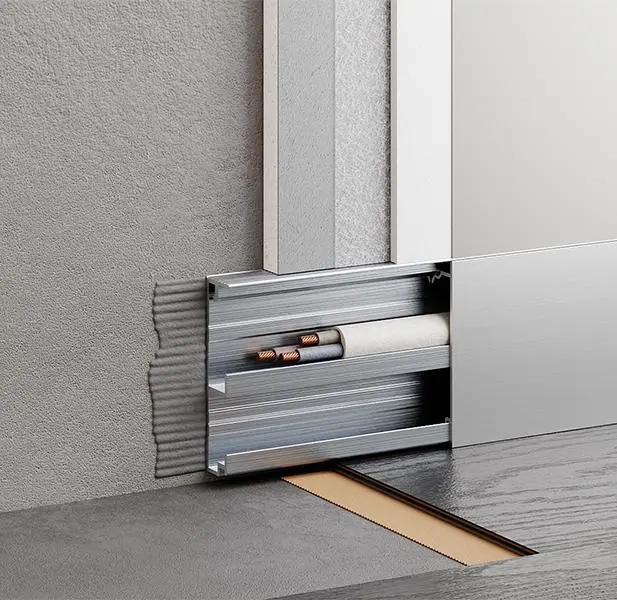 Скрытый плинтус влагостойкий с кабель-каналом 60 мм серебряный матовый купить