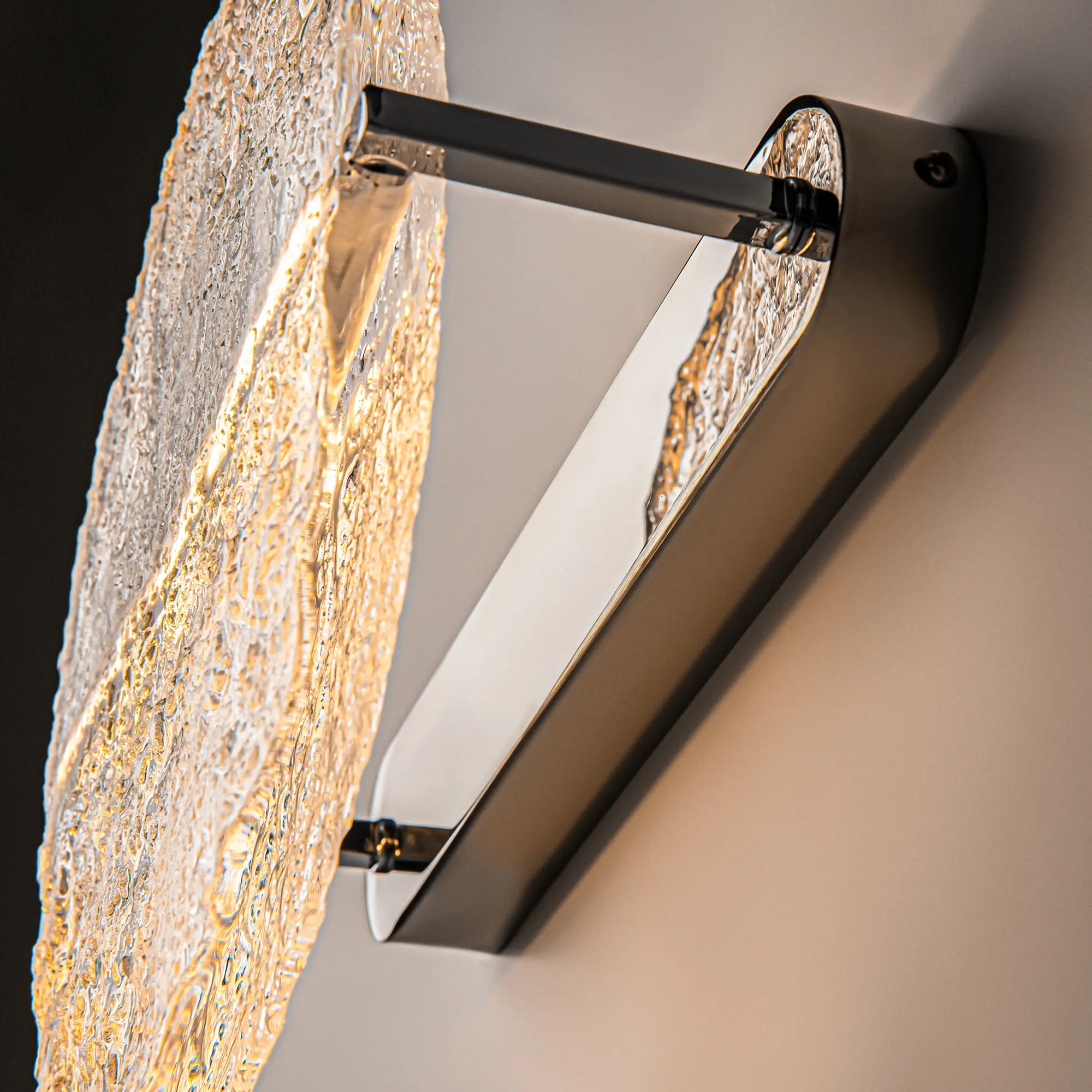 Настенный светильник (бра) Maytoni MOD387WL-L8CH3K