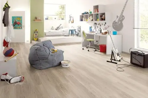 Ламинат Egger Pro Classic 8/32 4V Дуб Амьен Светлый EPL102 в интерьере