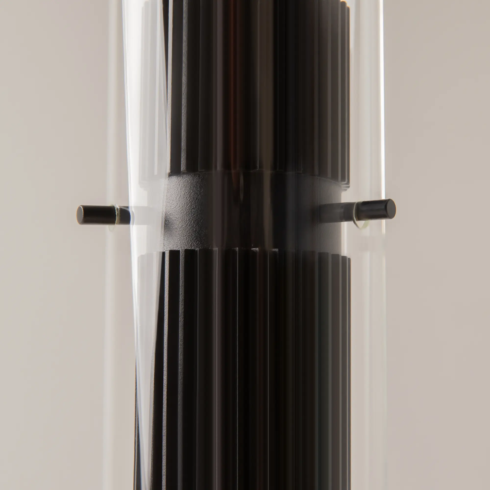 Подвесной светильник Maytoni MOD326PL-01B