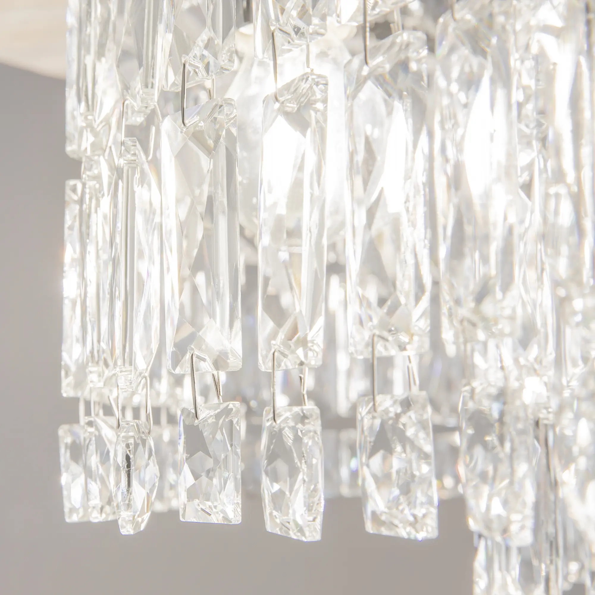 Потолочный светильник Maytoni DIA005CL-06CH