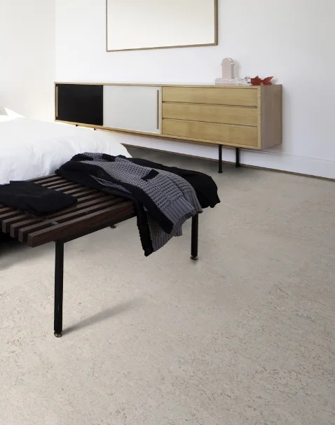 Пробковый пол замковый Wicanders Personality P801 Moonlight в интерьере