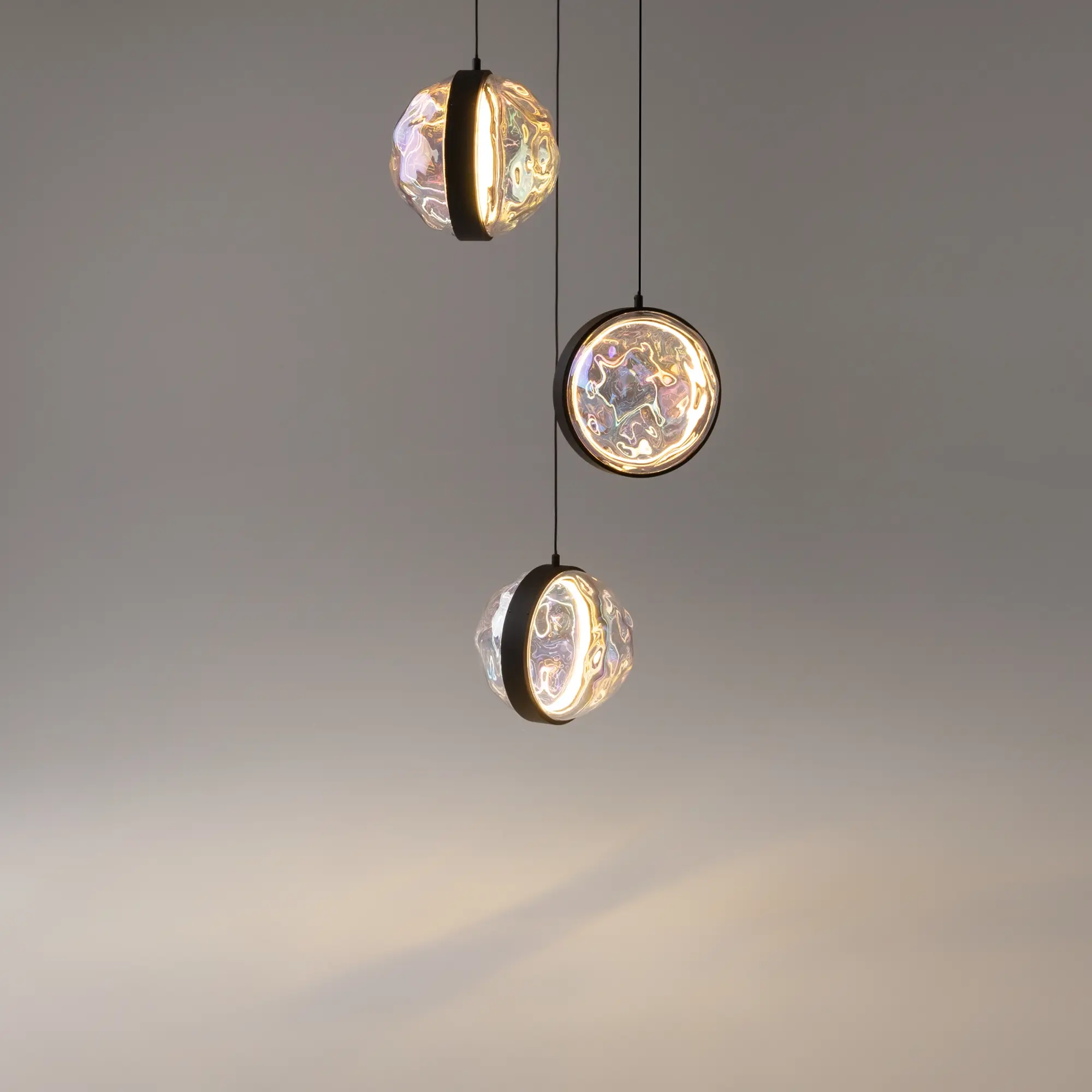 Подвесной светильник Maytoni MOD379PL-L17B3K