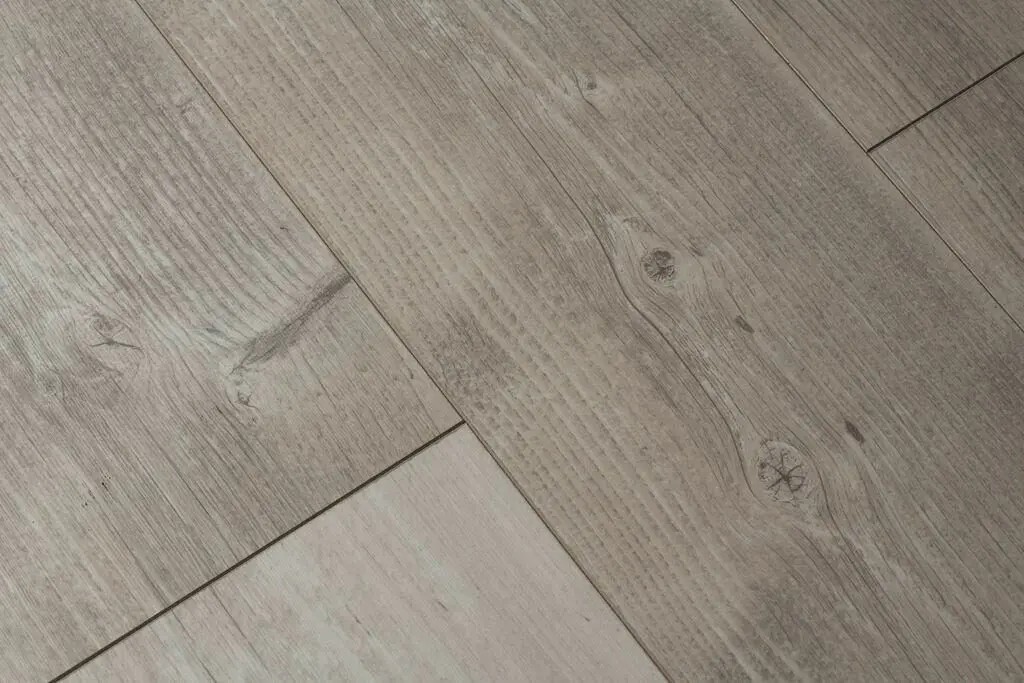 Ламинат Ideal Blackberry Дуб Меренга 7060 в квартире