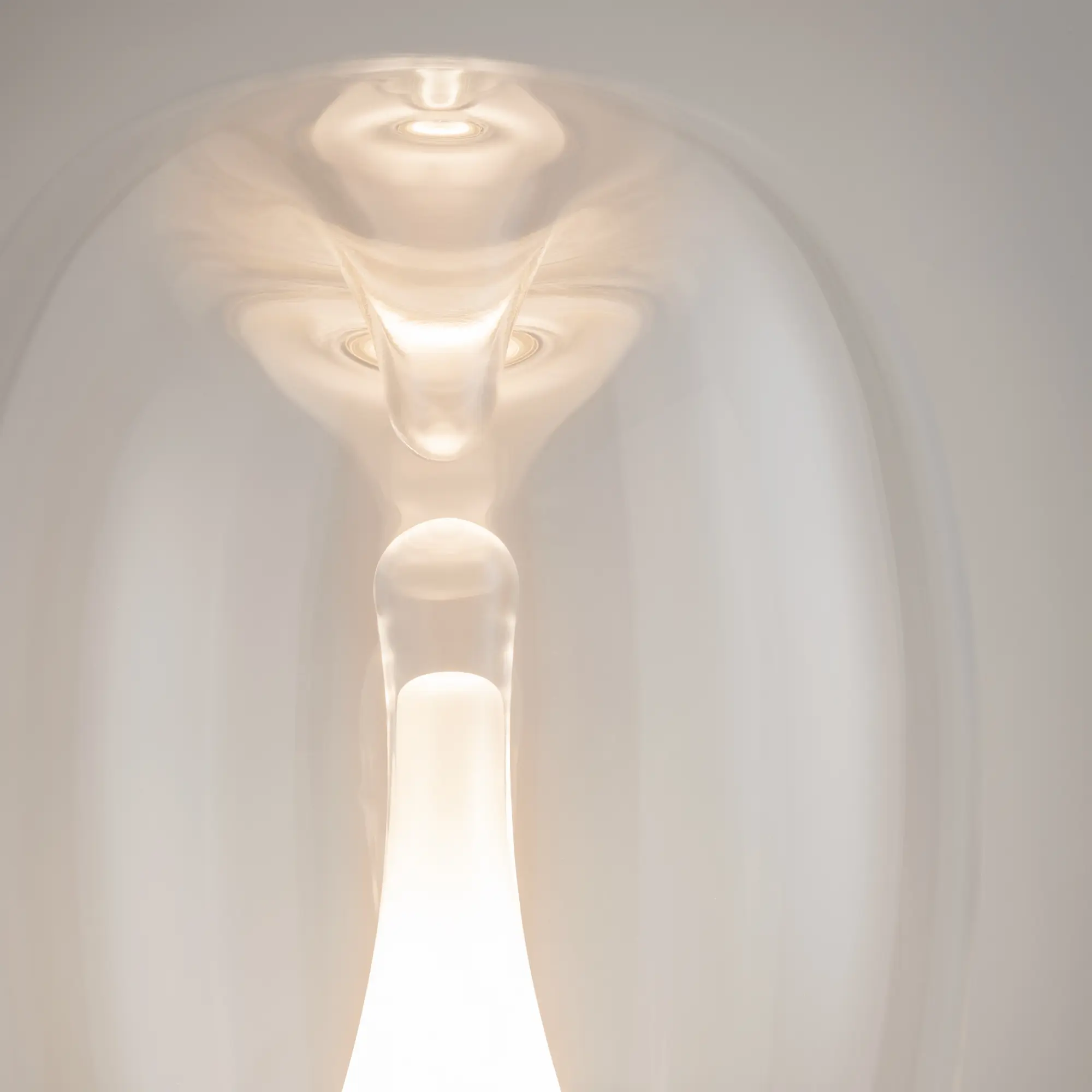 Настольный светильник Maytoni MOD282TL-L15G3K1