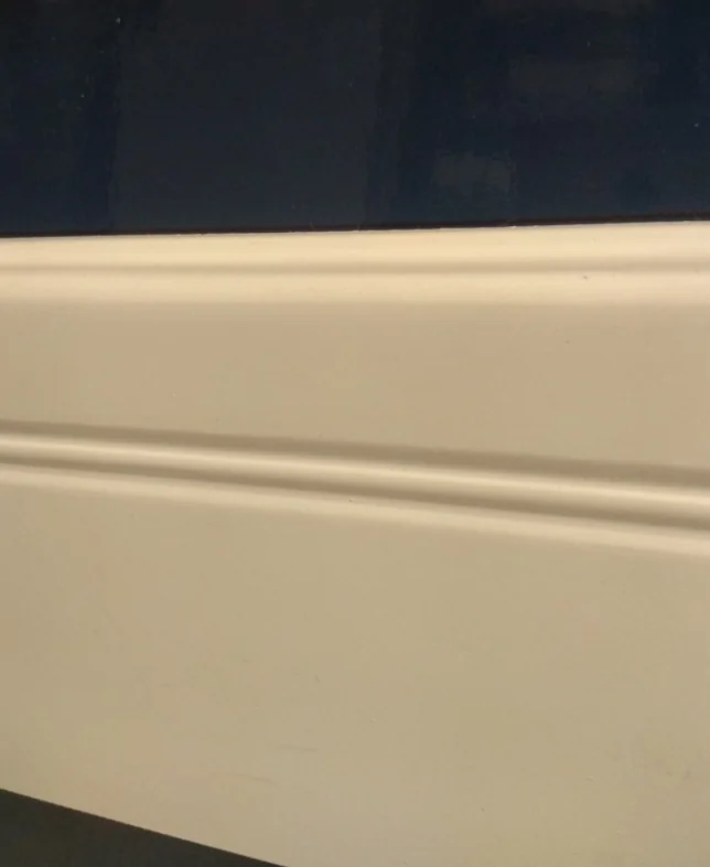 Плинтус белый под покраску Плинтус белый под покраску Перфект