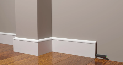 Плинтус Decor Dizayn DD715