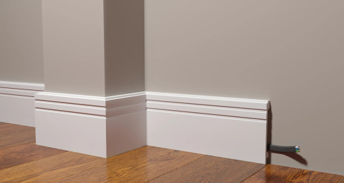 Плинтус Decor Dizayn DD724